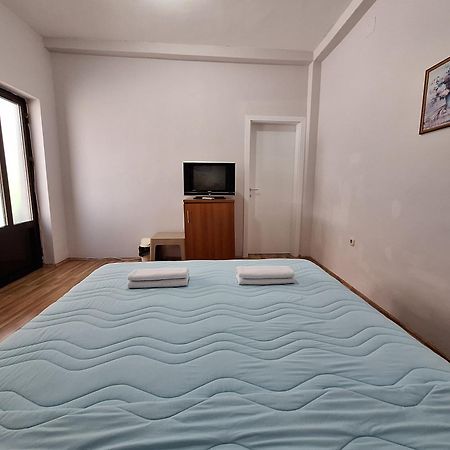 Studio Apartments Oleg Ohrid Exterior foto